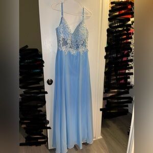 Elegant Blue Lace Evening Gown